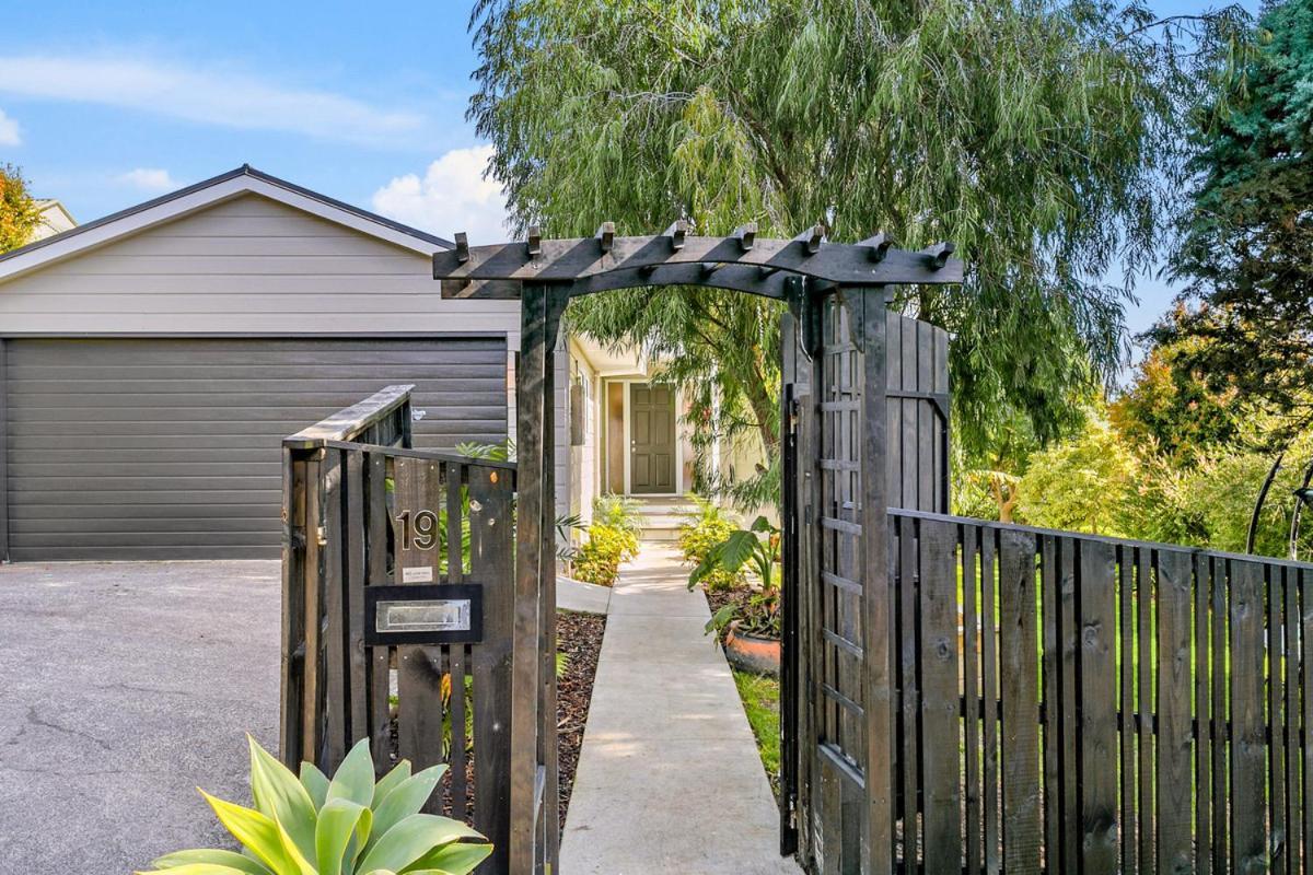 Peaceful Oasis In The Heart Of Stanmore Bay Уангапараоа Екстериор снимка